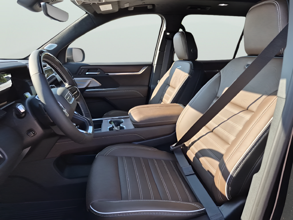 New 2027 GMC Acadia Denali Ultimate w/ LPO, Floor Liner Package AWD/4WD image 18