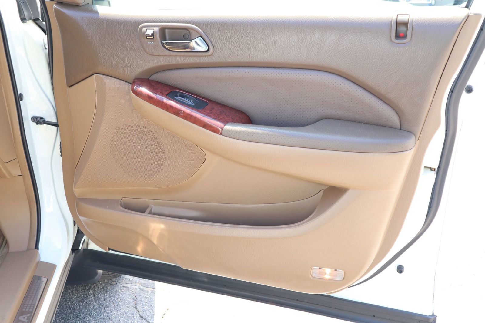 Used 2003 Acura MDX Touring AWD/4WD image 14
