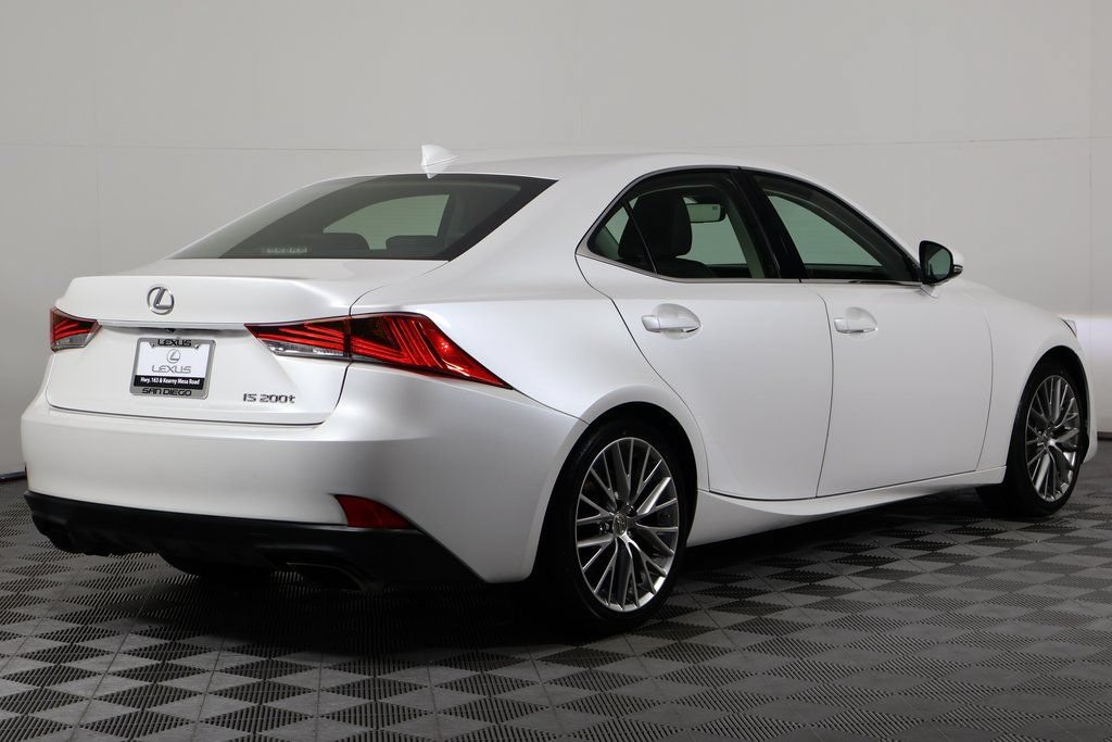 Used 2017 Lexus IS 200t RWD image 4