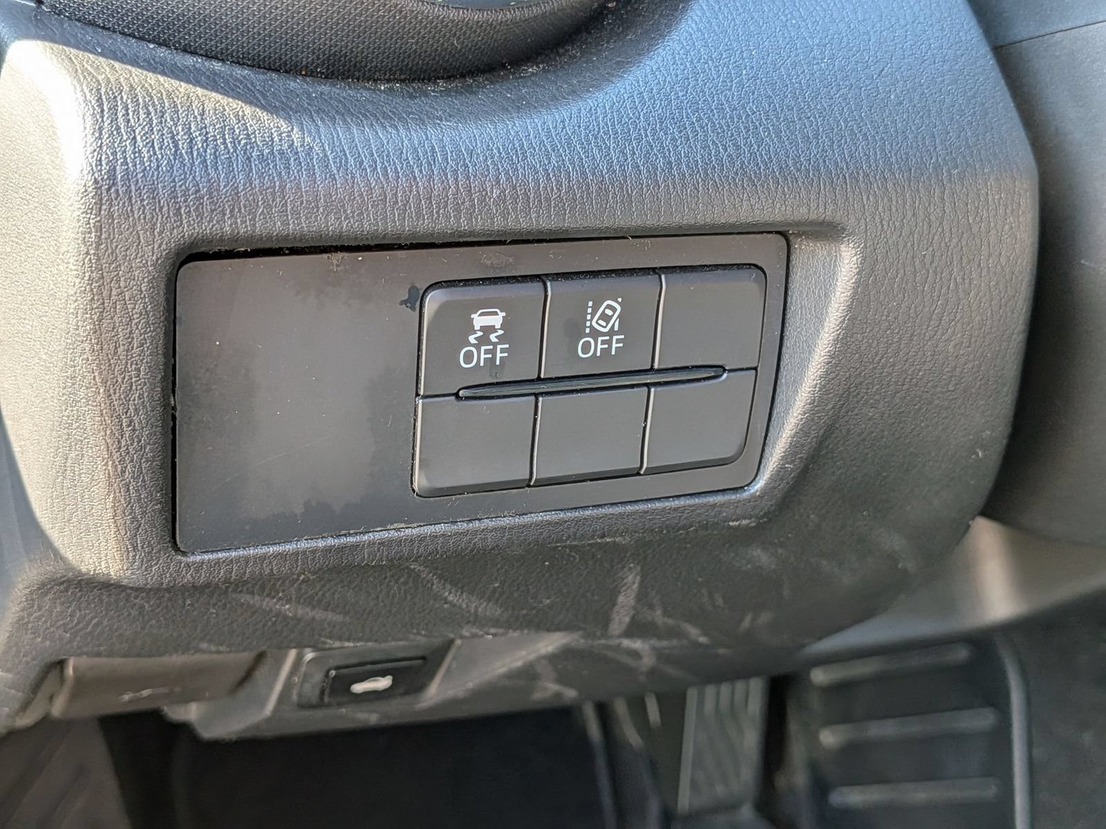 Used 2023 MAZDA MX-5 Miata Grand Touring RWD image 17