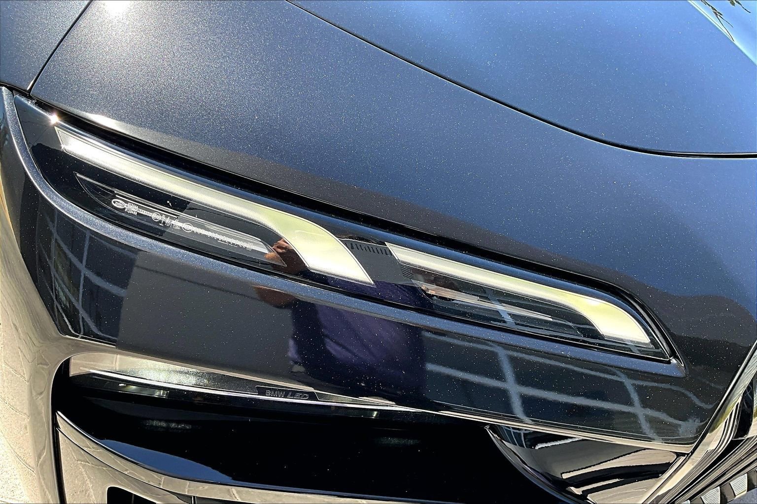 Used 2023 BMW 740i w/ Parking Assistance Package image 28