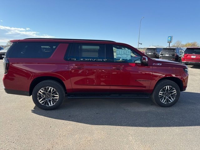 New 2026 Chevrolet Suburban Z71 w/ Comfort Package image 7