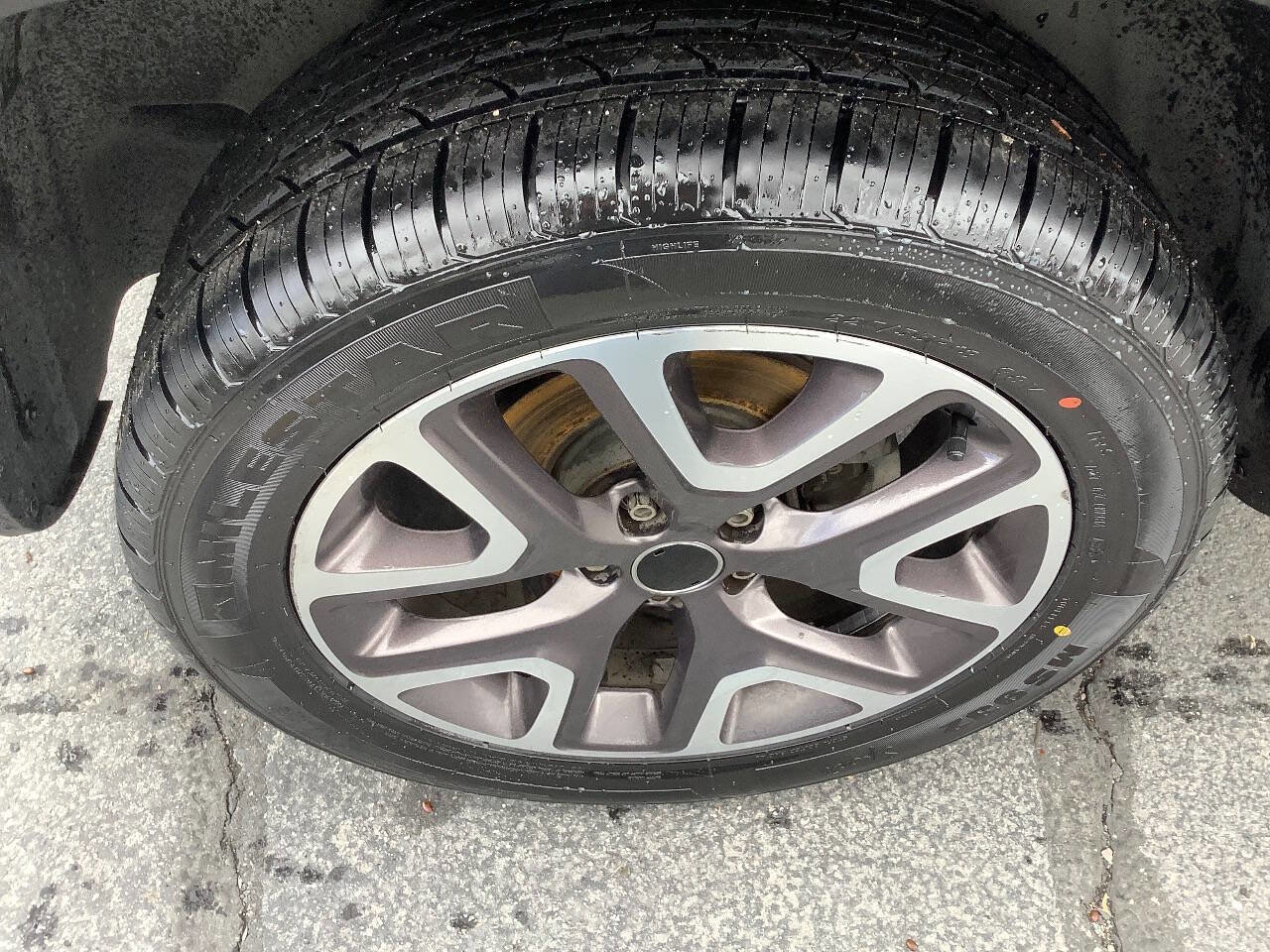 Used 2015 Jeep Renegade Latitude w/ Popular Equipment Group AWD/4WD image 23