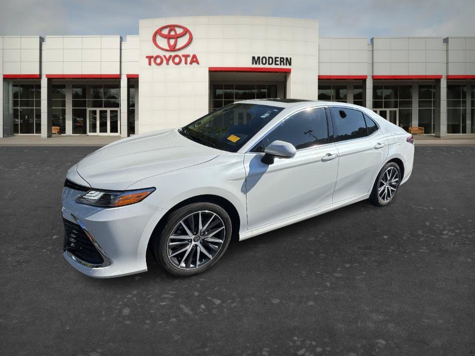 Used 2023 Toyota Camry XLE w/ Navigation Package FWD image 24