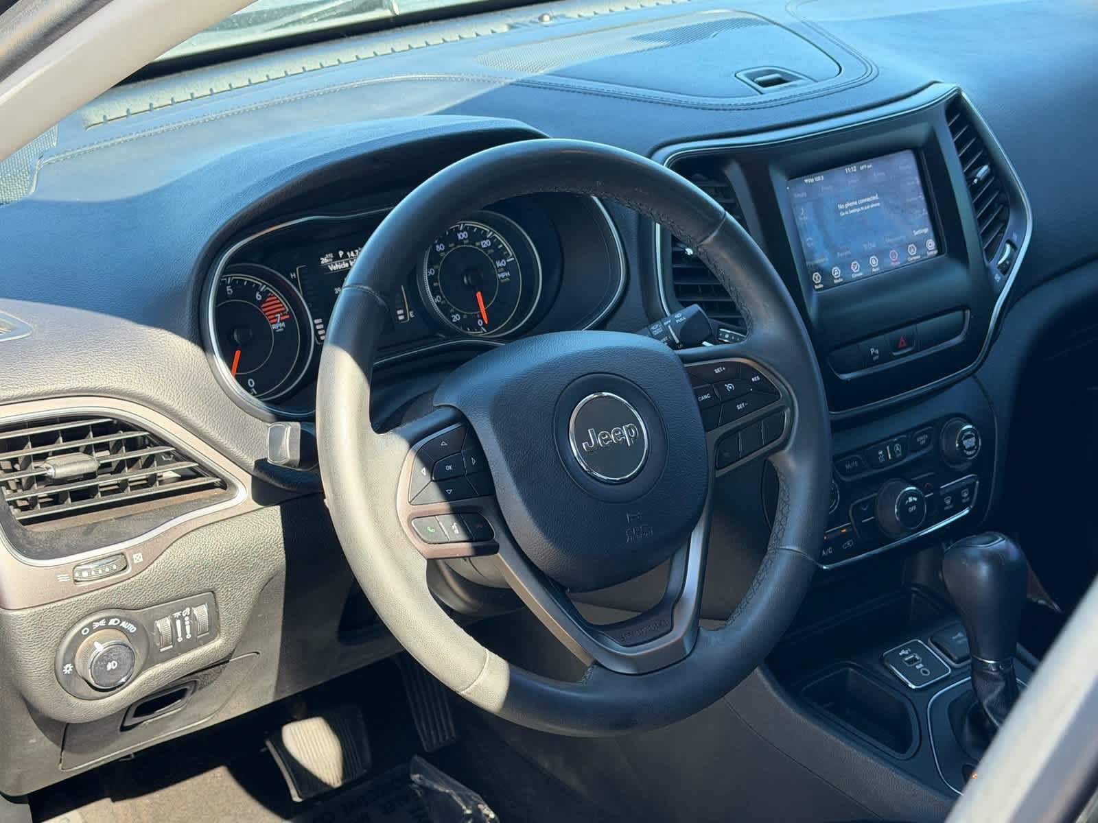 Used 2020 Jeep Cherokee Latitude Plus FWD image 10