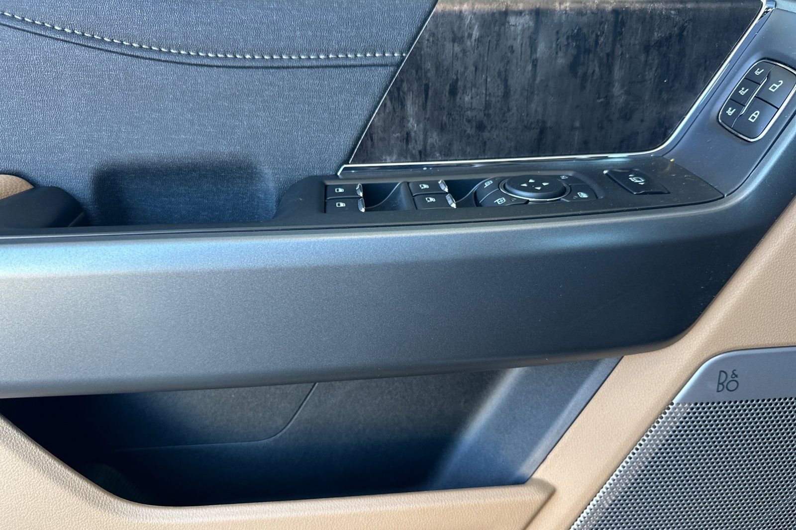 New 2026 Ford F250 Lariat w/ Lariat Ultimate Package image 10