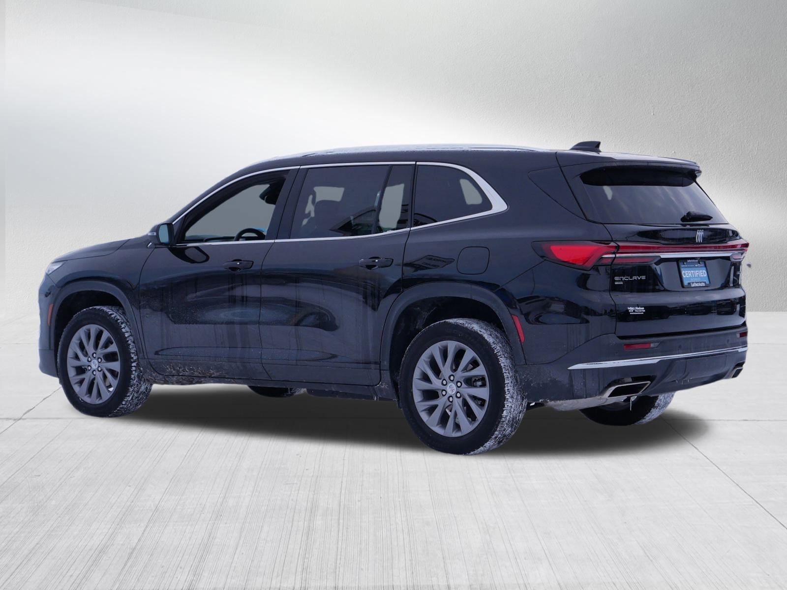 Certified 2025 Buick Enclave Preferred image 5