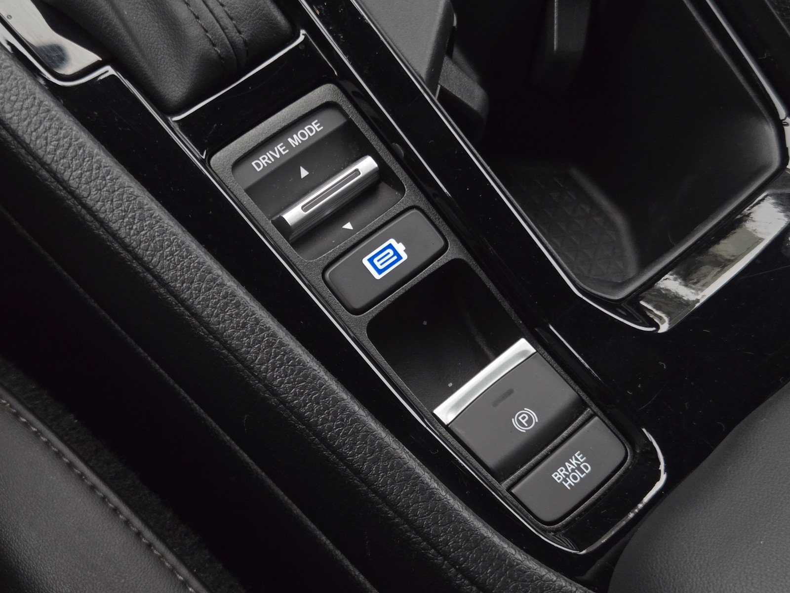 Used 2024 Honda Accord Sport image 18