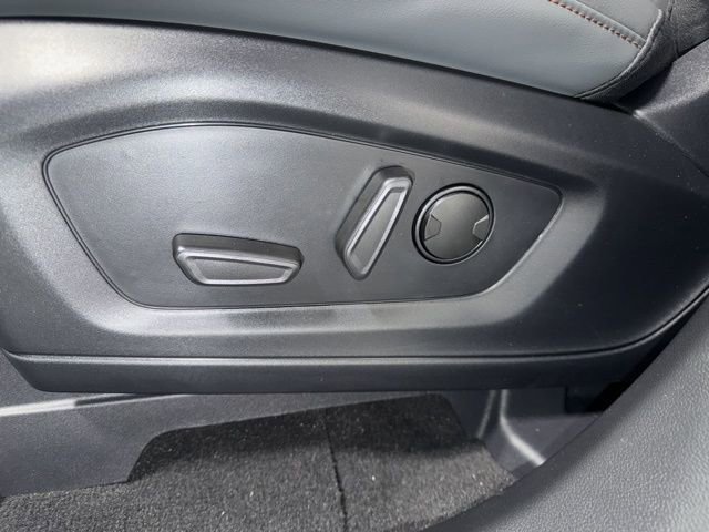 New 2026 Ford Explorer Active w/ Active Comfort Package image 13