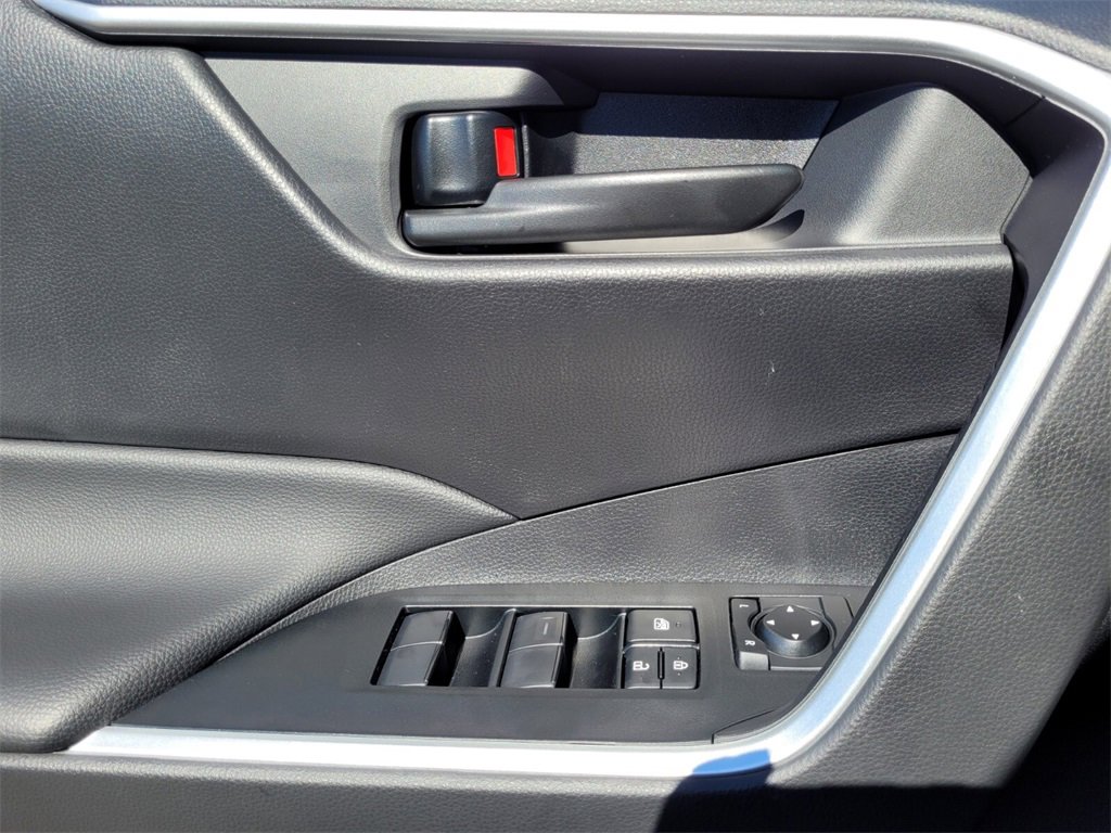 Certified 2025 Toyota RAV4 LE image 27