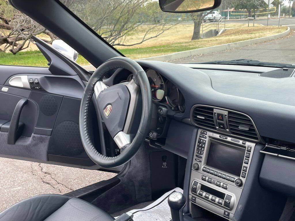 Used 2006 Porsche 911 Carrera image 33