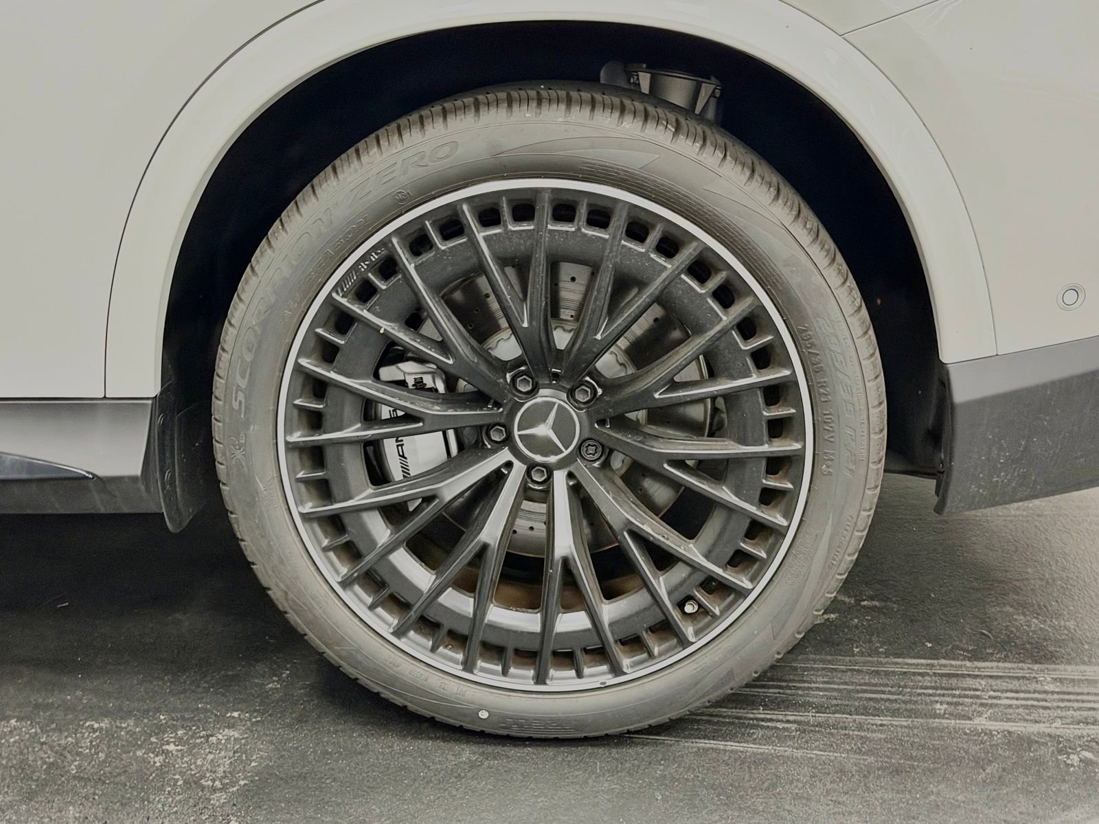 Used 2024 Mercedes-Benz GLC 43 AMG 4MATIC image 17