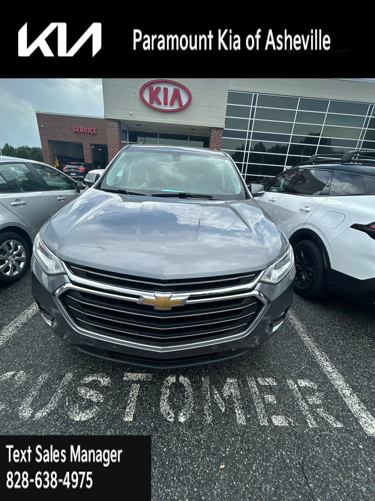 Used 2018 Chevrolet Traverse LT AWD/4WD image 11