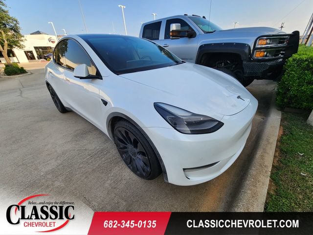 Used 2022 Tesla Model Y Performance AWD/4WD image 1