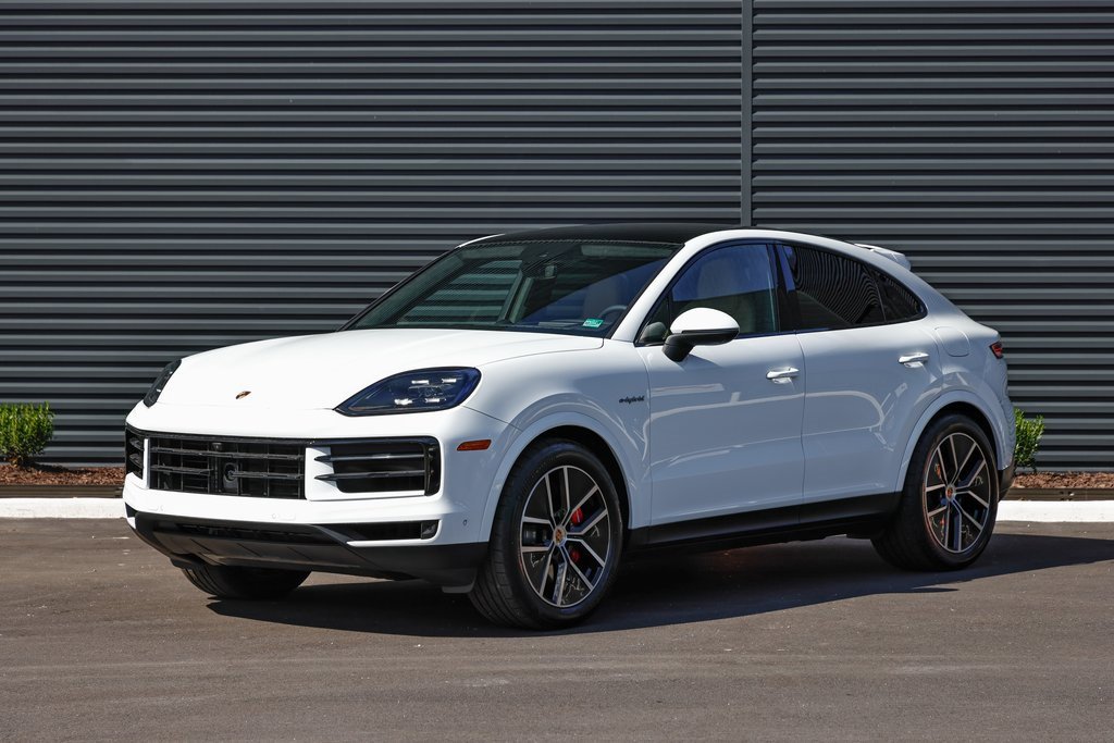 New 2026 Porsche Cayenne S image 1