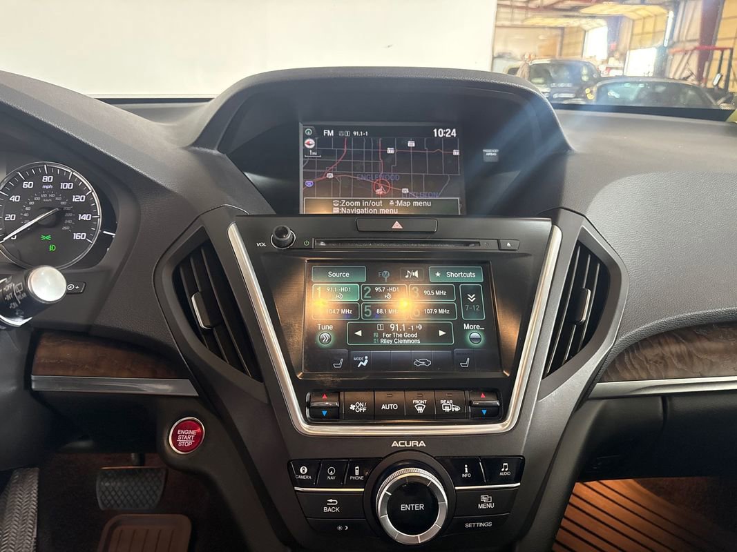 Used 2017 Acura MDX SH-AWD w/ Advance Package image 16