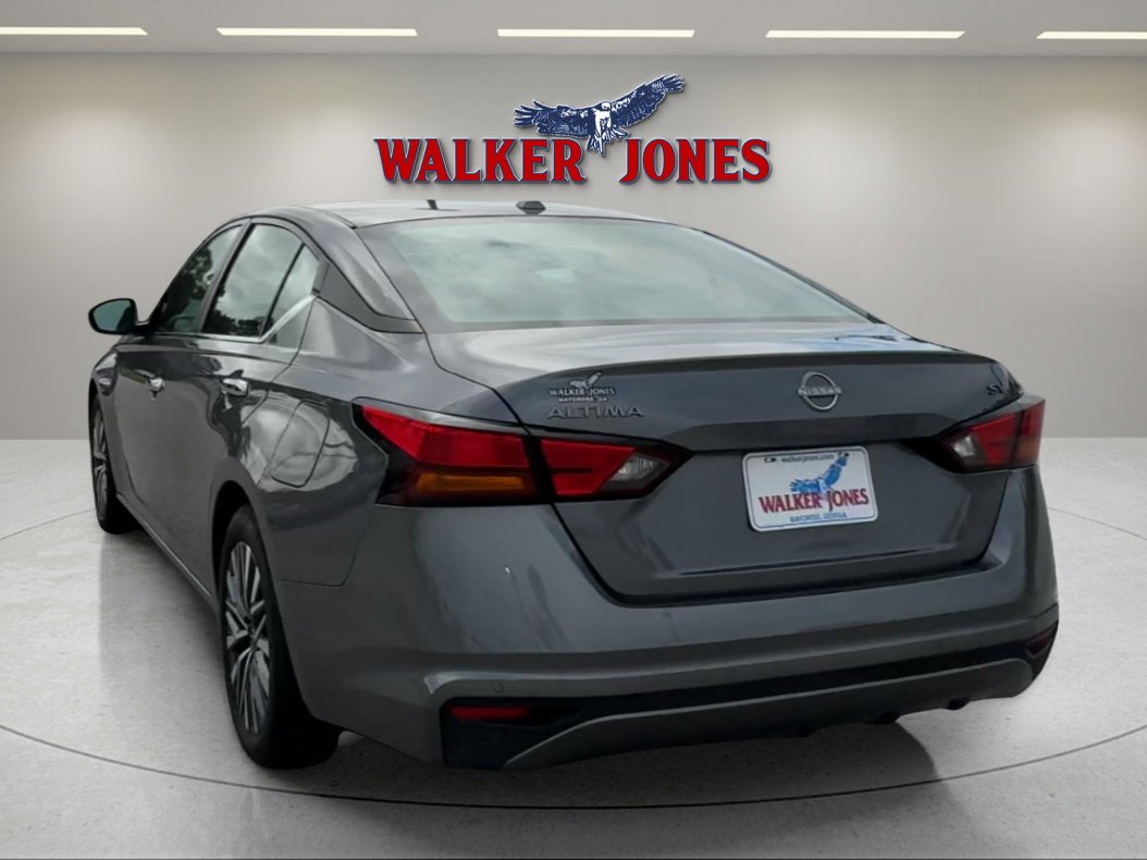 Used 2024 Nissan Altima 2.5 SV image 7