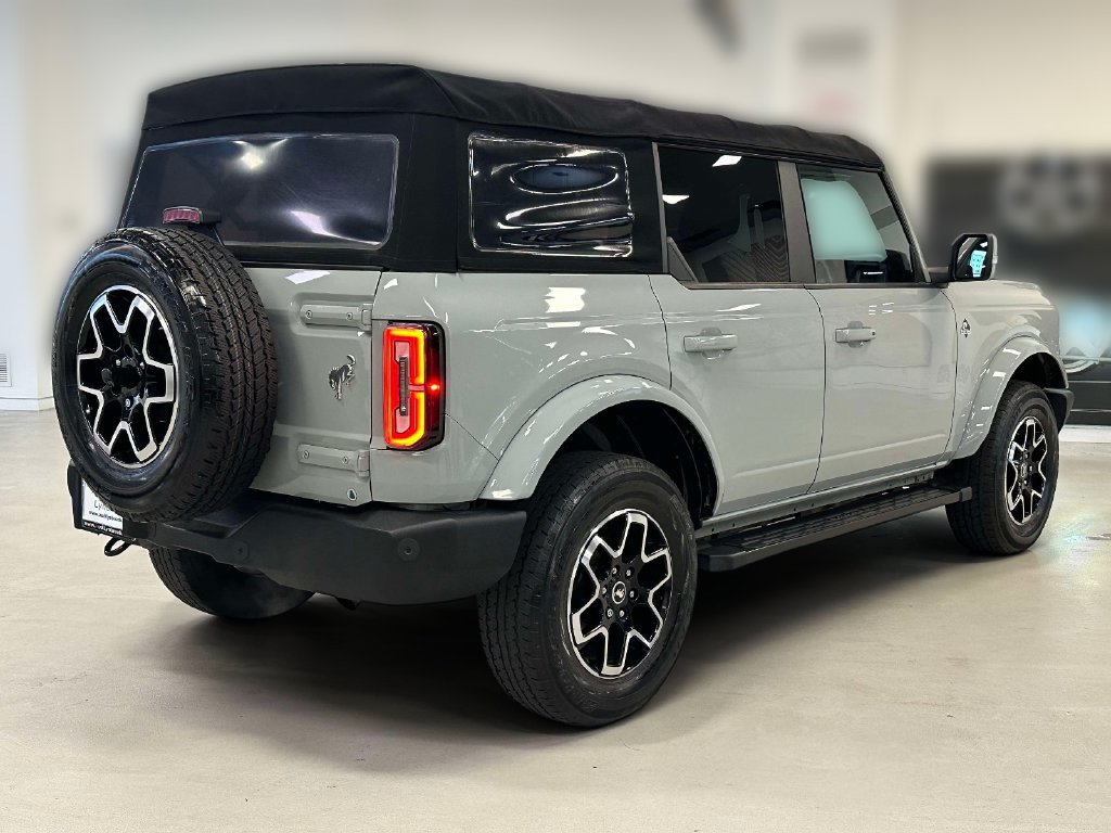 Used 2022 Ford Bronco Outer Banks AWD/4WD image 4
