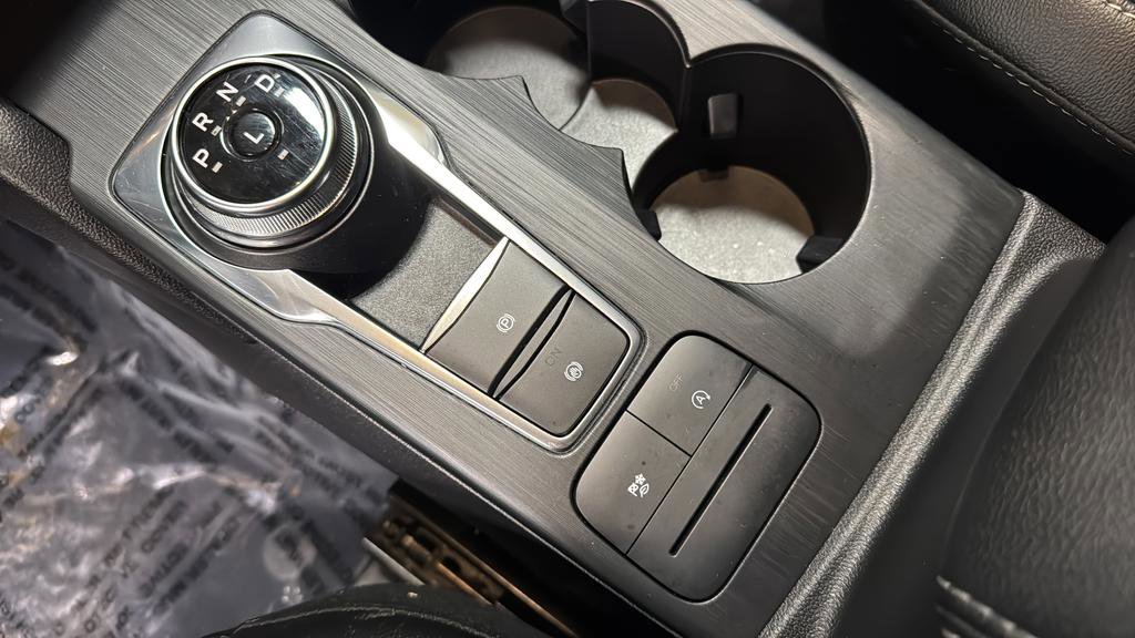 Used 2022 Ford Escape SEL image 28