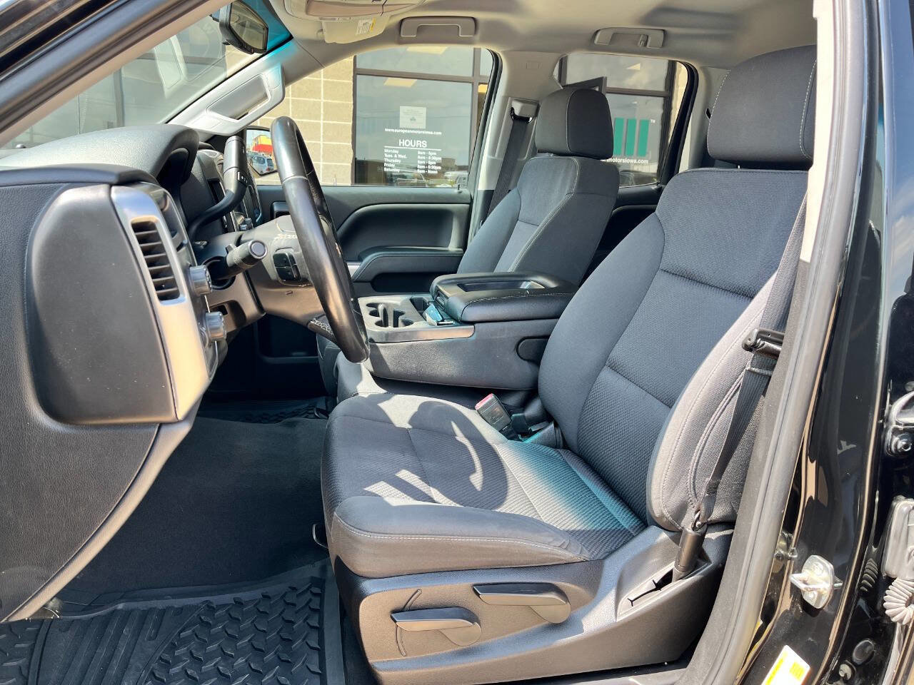 Used 2019 Chevrolet Silverado 1500 LT image 10