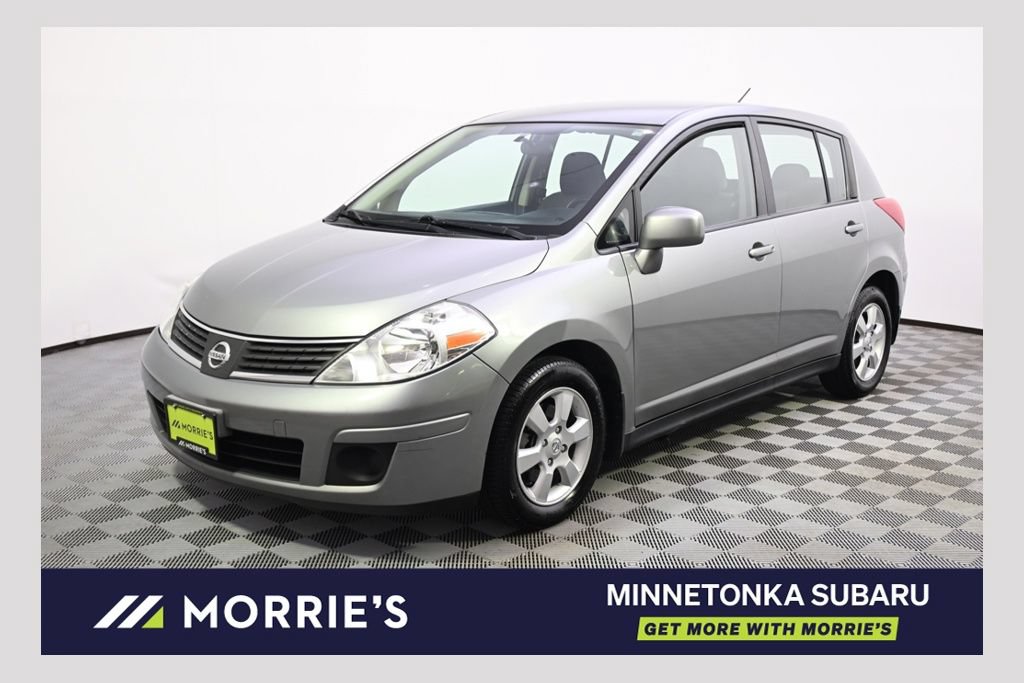 Used 2008 Nissan Versa Hatchback w/ Convenience Pkg FWD image 1