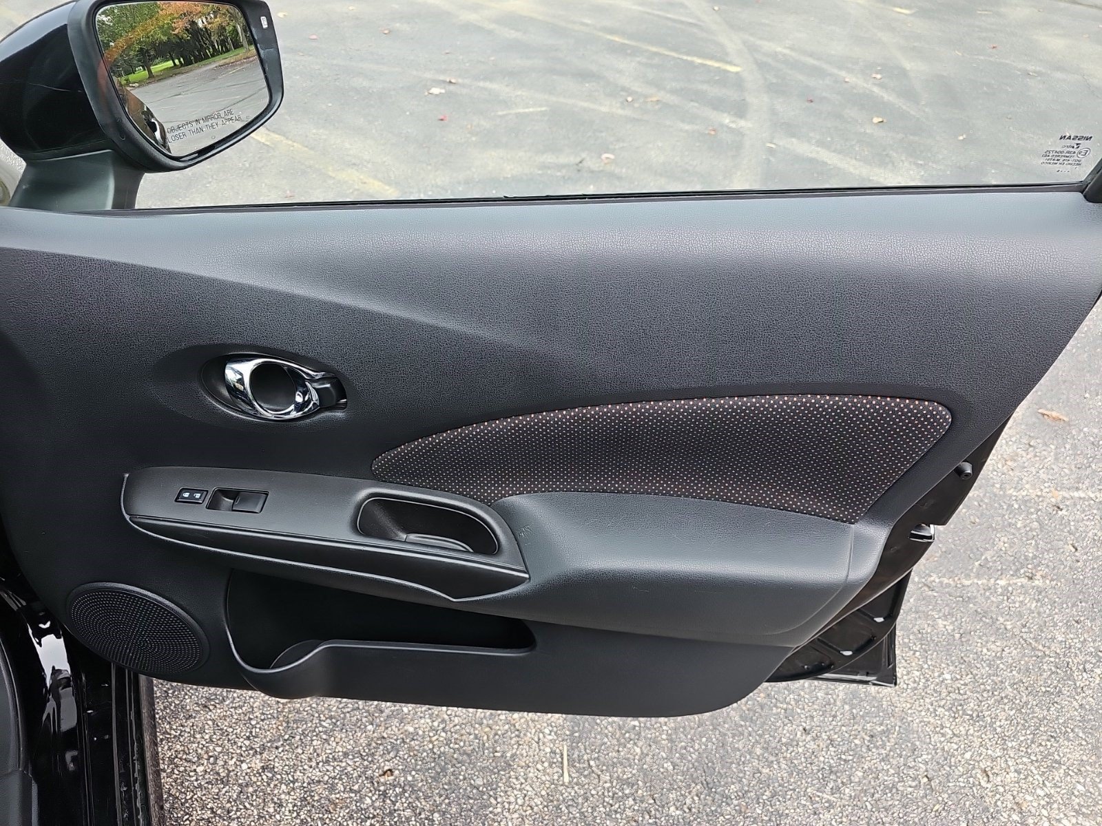 Used 2016 Nissan Versa Note SR w/ SR Tech Package FWD image 14