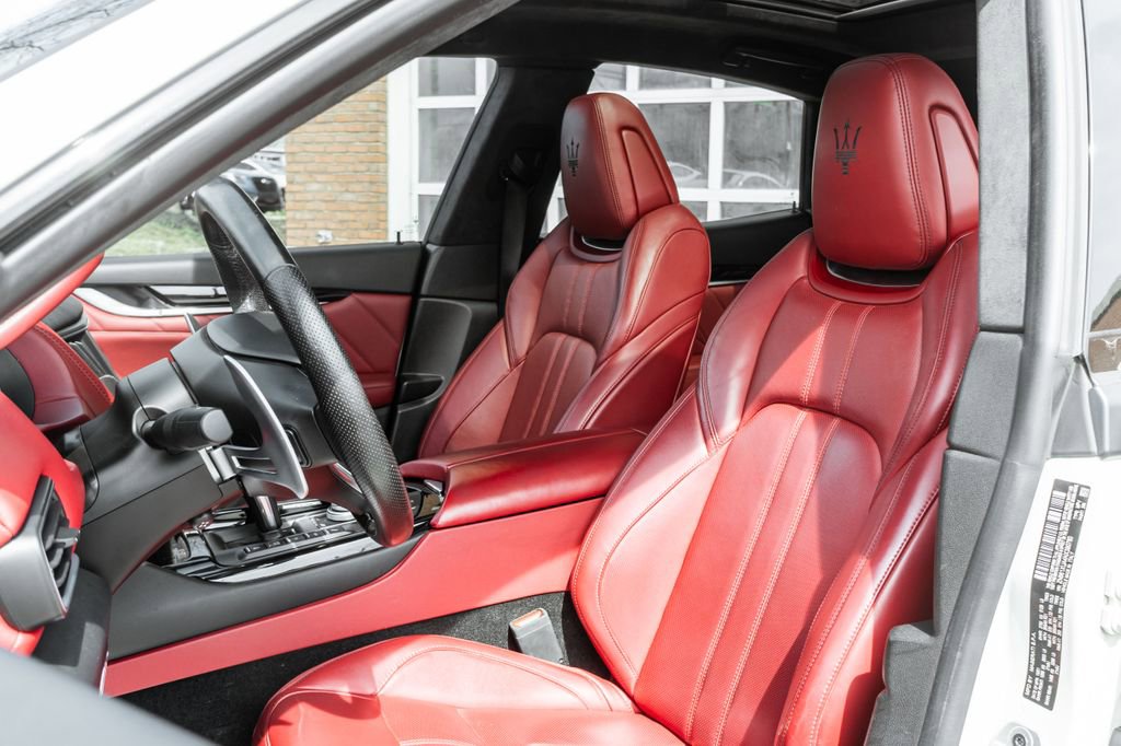 Used 2022 Maserati Levante GT image 7