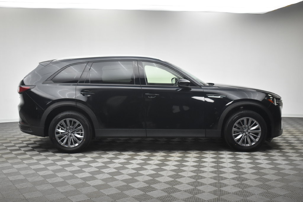 Used 2025 MAZDA CX-90 3.3 Turbo w/ Preferred Package AWD/4WD image 11