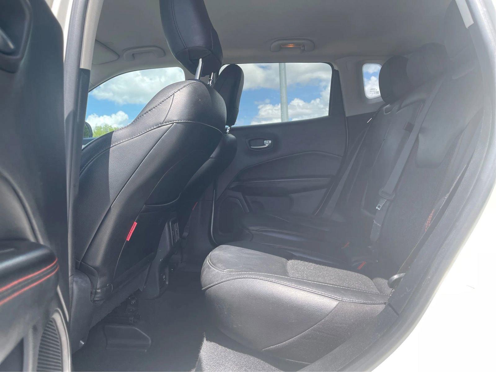 Used 2021 Jeep Compass Trailhawk image 9