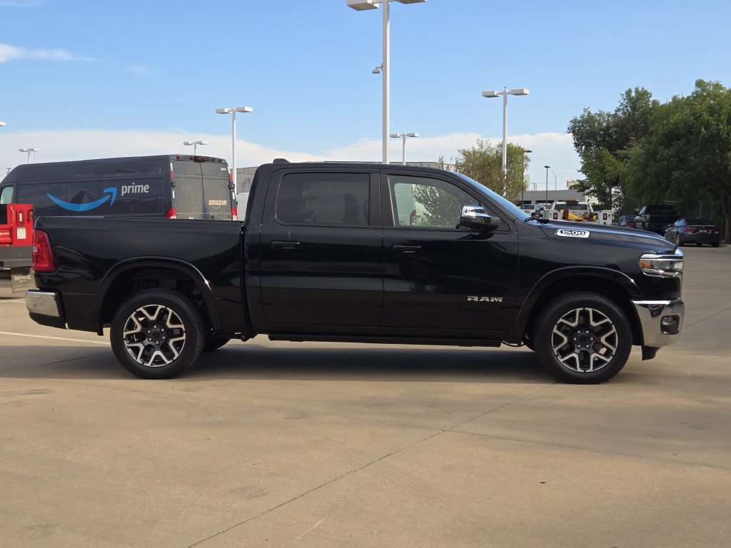 Used 2025 RAM 1500 Laramie AWD/4WD image 4