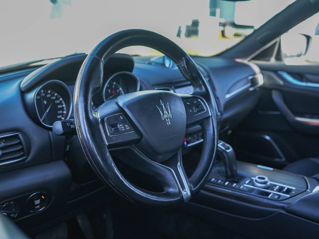 Used 2019 Maserati Levante image 6