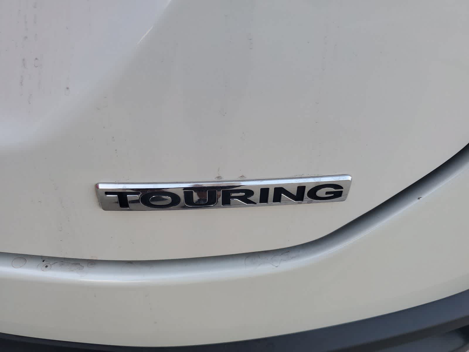 Used 2025 Honda Pilot Touring image 11