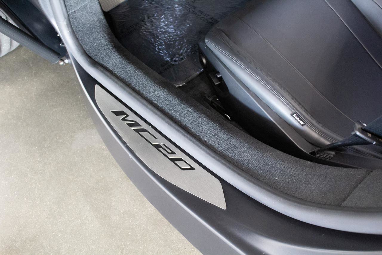 Used 2023 Maserati MC20 Coupe image 14