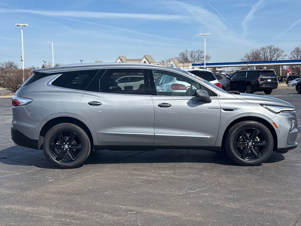 Certified 2024 Buick Enclave Essence w/ Experience Buick Package AWD/4WD image 11