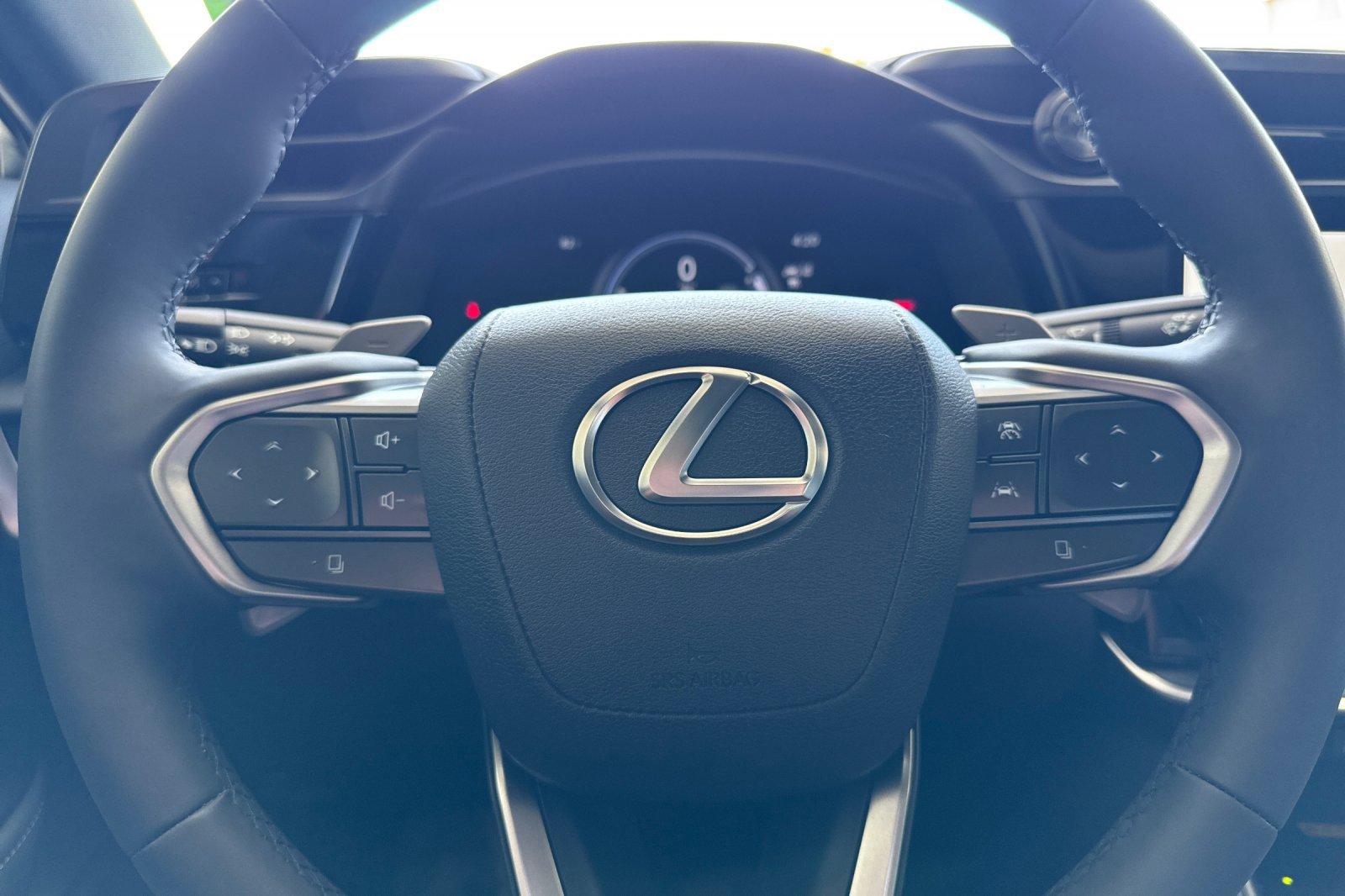 Used 2024 Lexus RZ 300e Premium image 30