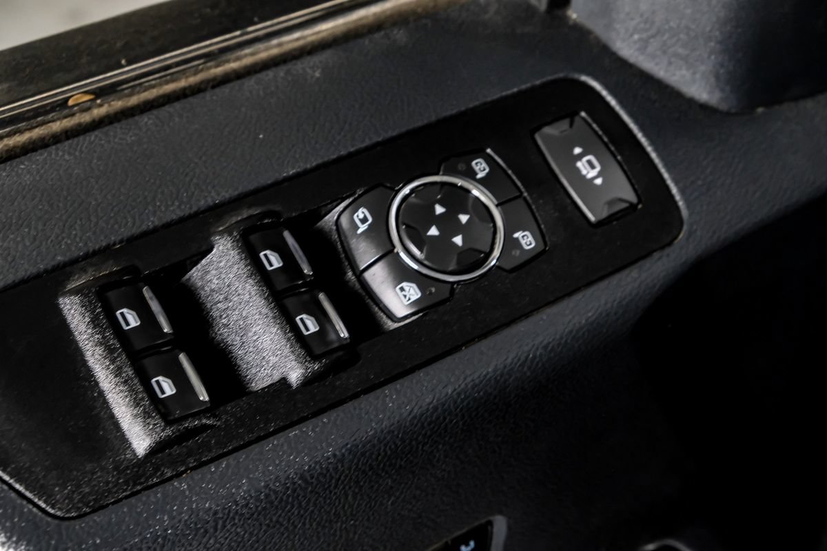 Used 2022 Ford F350 Lariat w/ Lariat Value Package AWD/4WD image 34