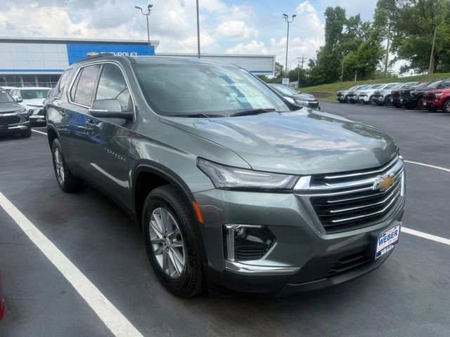 Used 2023 Chevrolet Traverse LT FWD image 3