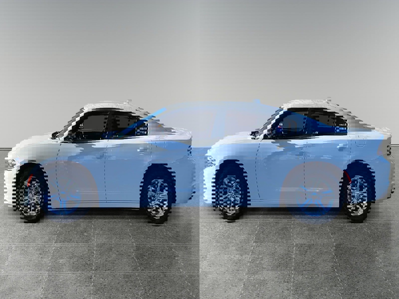 Used 2023 Dodge Charger SXT image 2