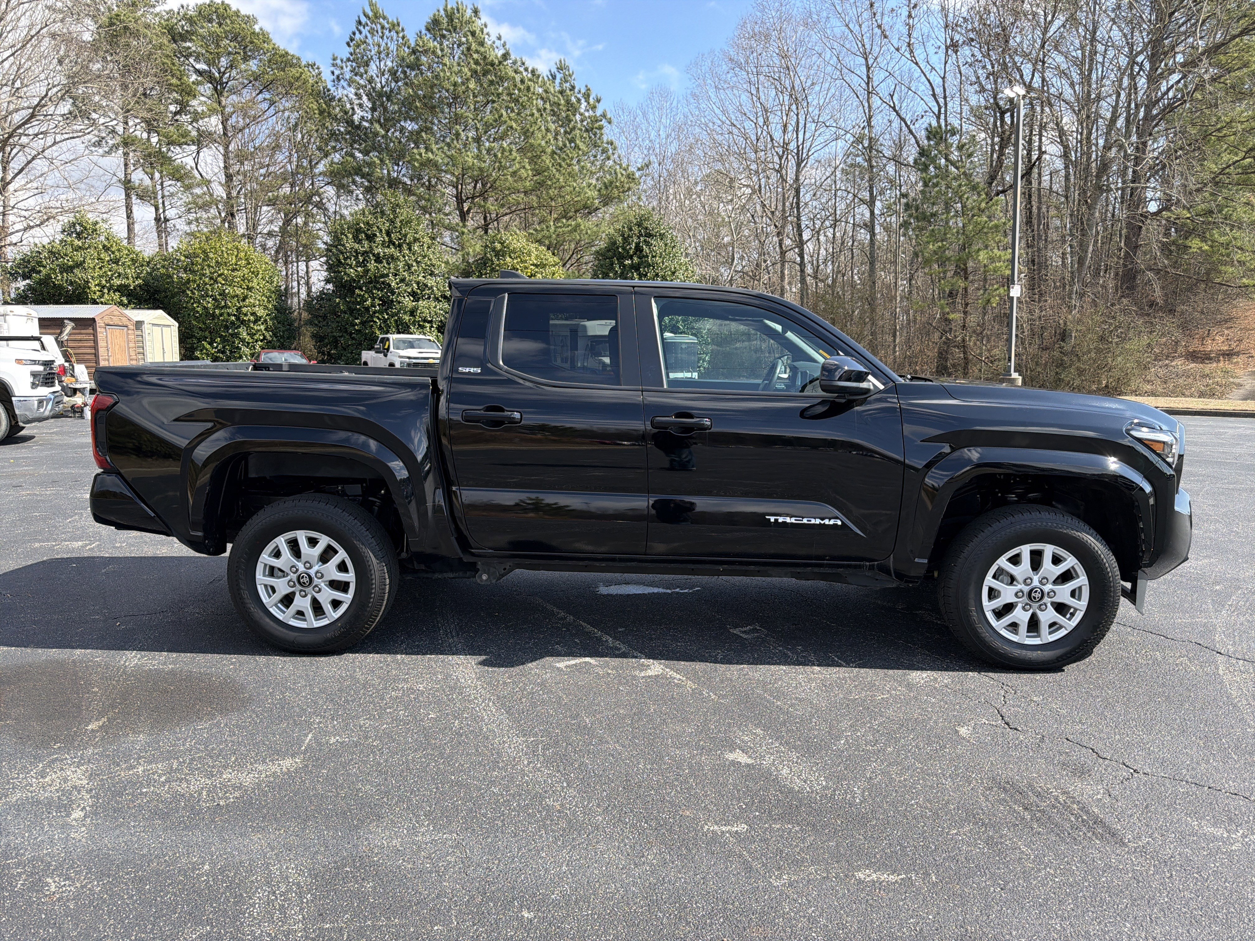 Used 2024 Toyota Tacoma SR5 image 4