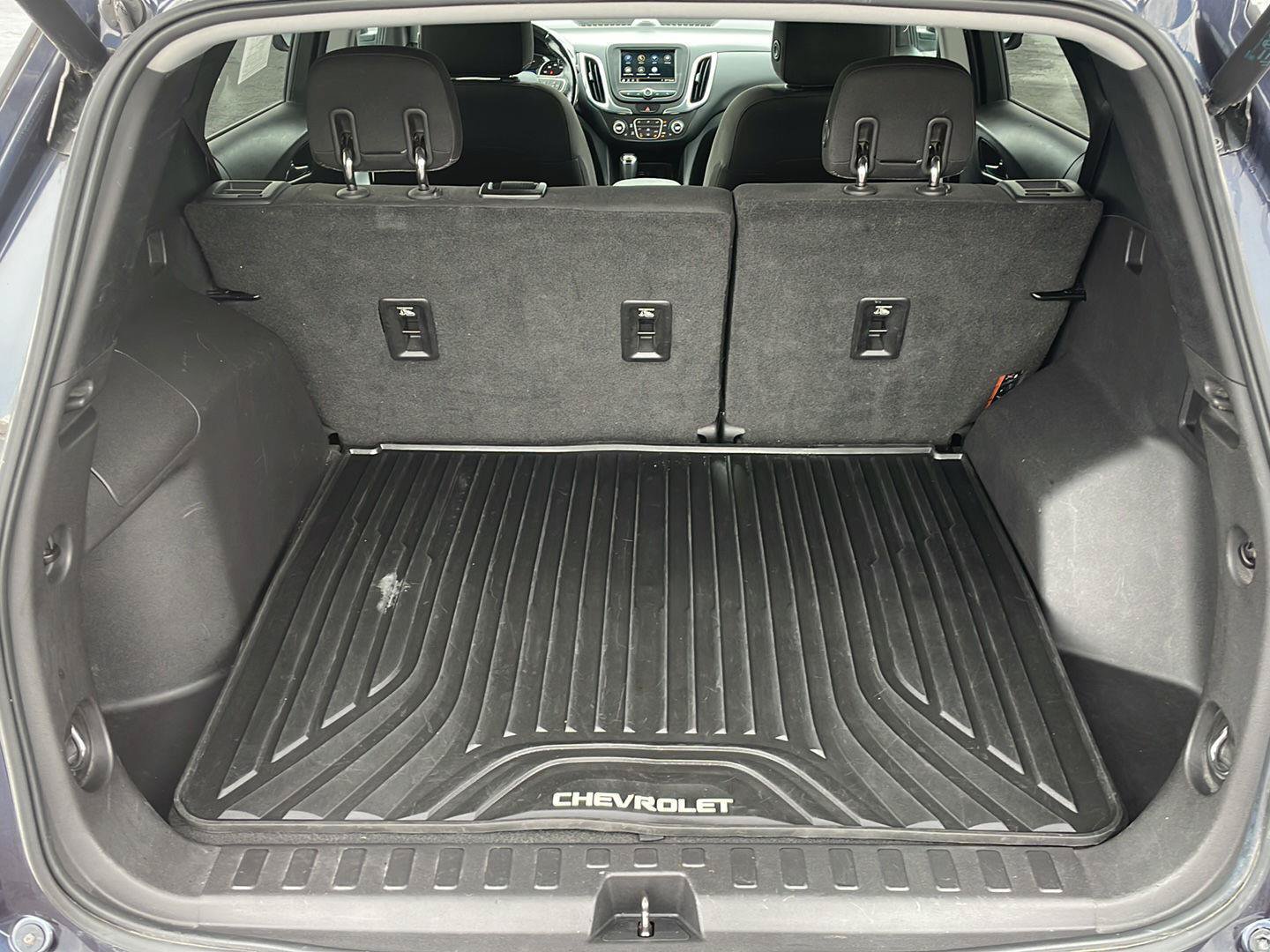 Used 2019 Chevrolet Equinox LT FWD image 29
