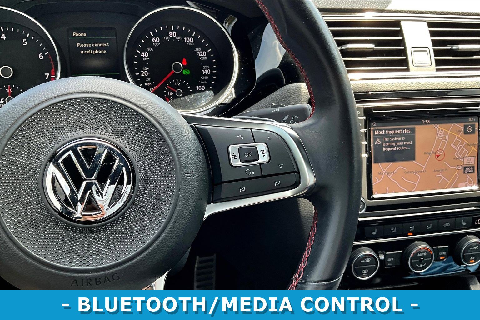 Used 2017 Volkswagen Jetta GLI image 12