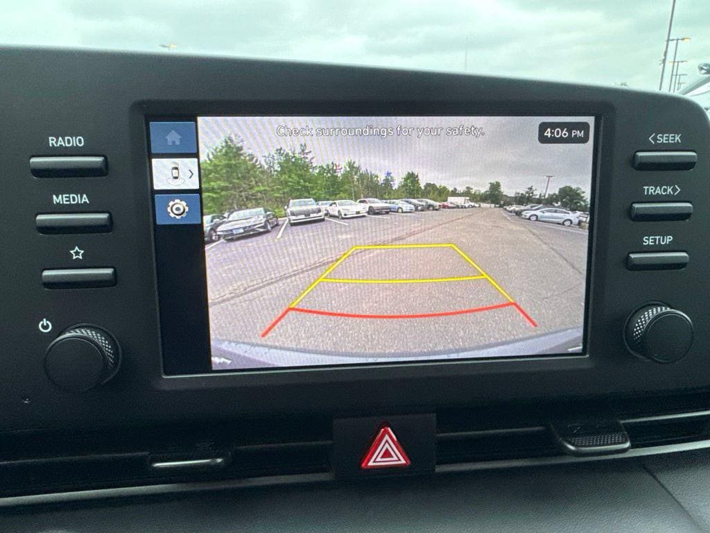 New 2026 Hyundai Elantra SEL Sport FWD image 15