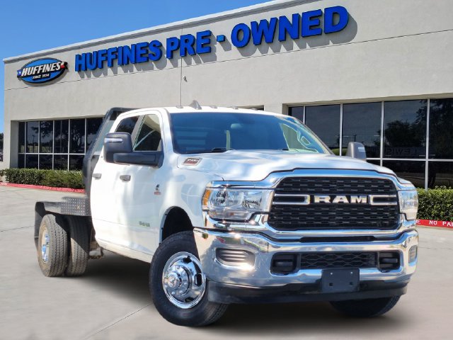 Used 2024 RAM 3500 SLT w/ Quick Order Package 2YG SLT AWD/4WD image 1