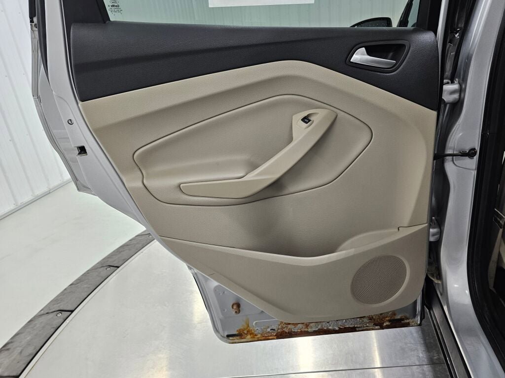 Used 2014 Ford Escape SE AWD/4WD image 32