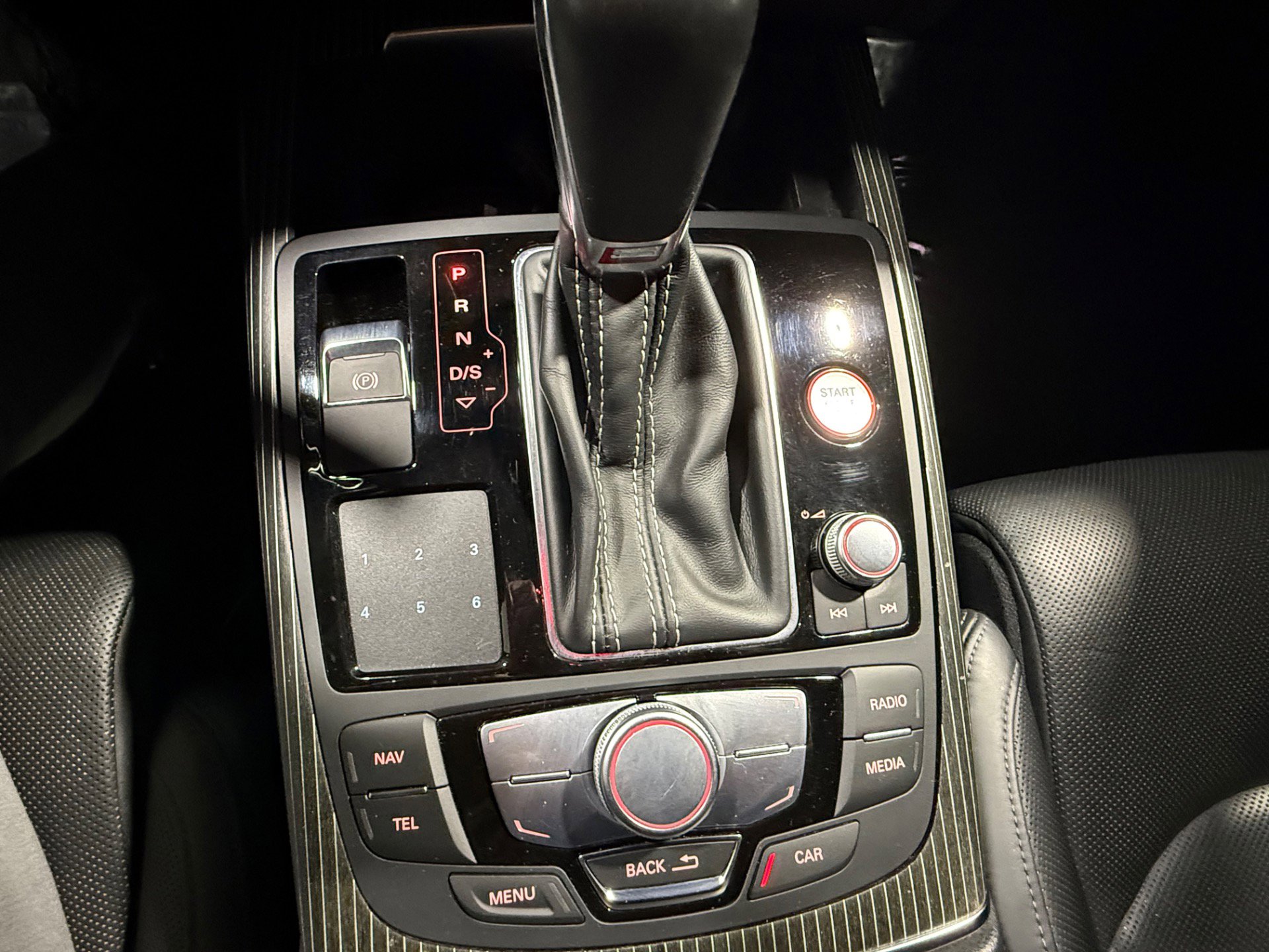 Used 2018 Audi S6 Prestige w/ Prestige Package image 42