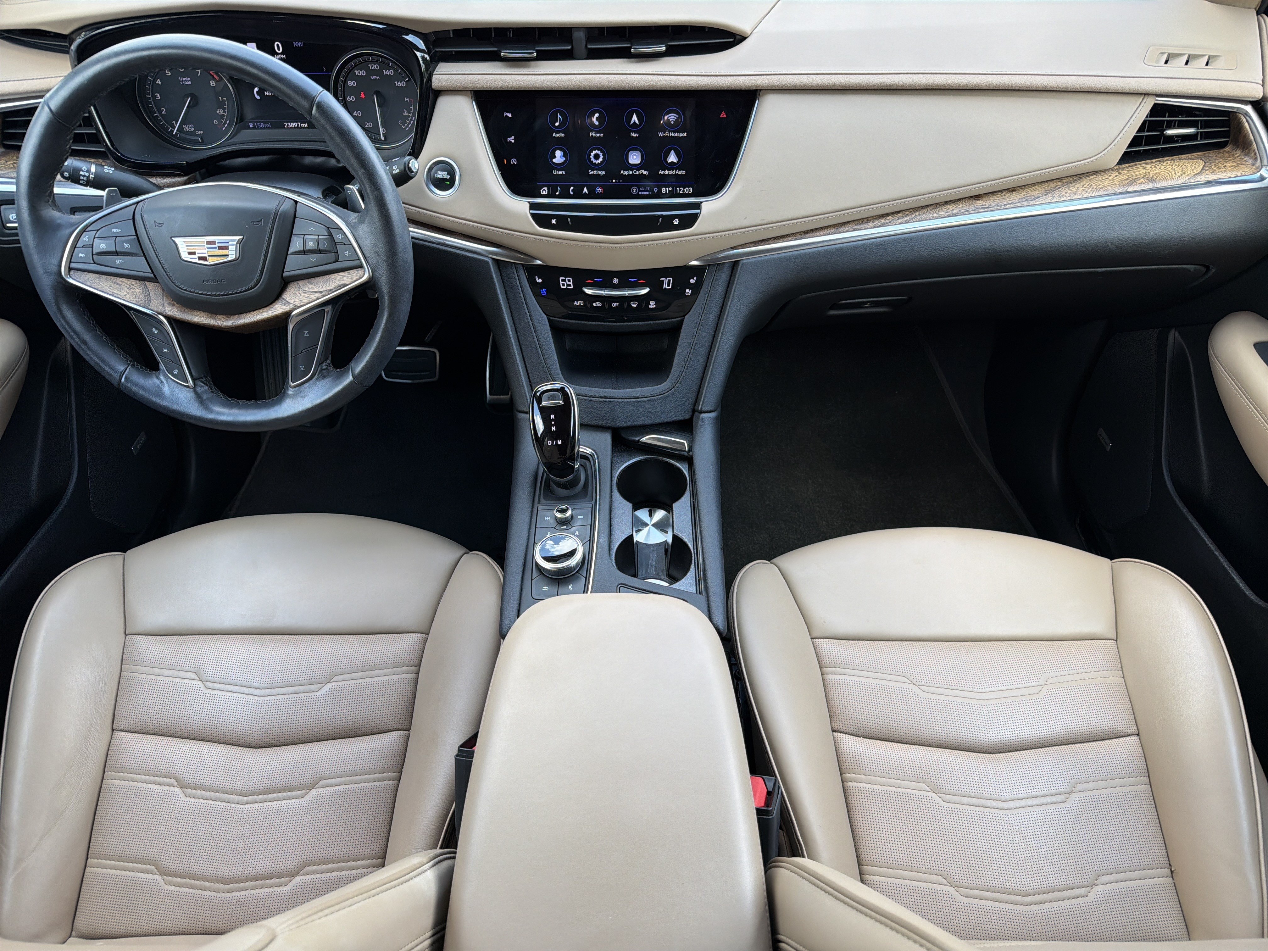 Used 2024 Cadillac XT5 Sportv w/ Platinum Package AWD/4WD image 3