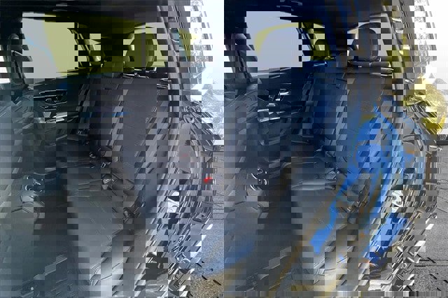 Certified 2025 Mercedes-Benz GLC 300 4MATIC image 25