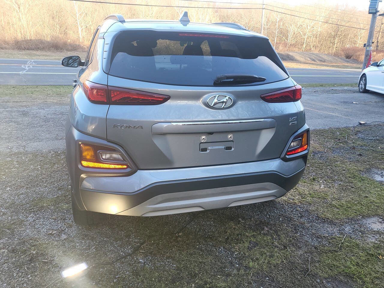Used 2019 Hyundai Kona Limited image 20