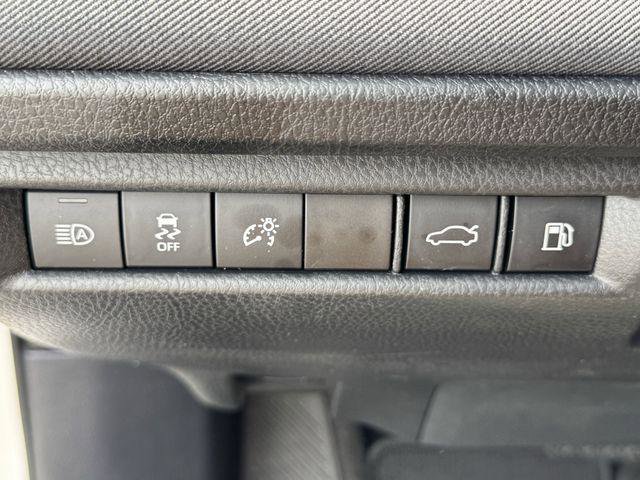 Certified 2025 Toyota Camry LE image 24