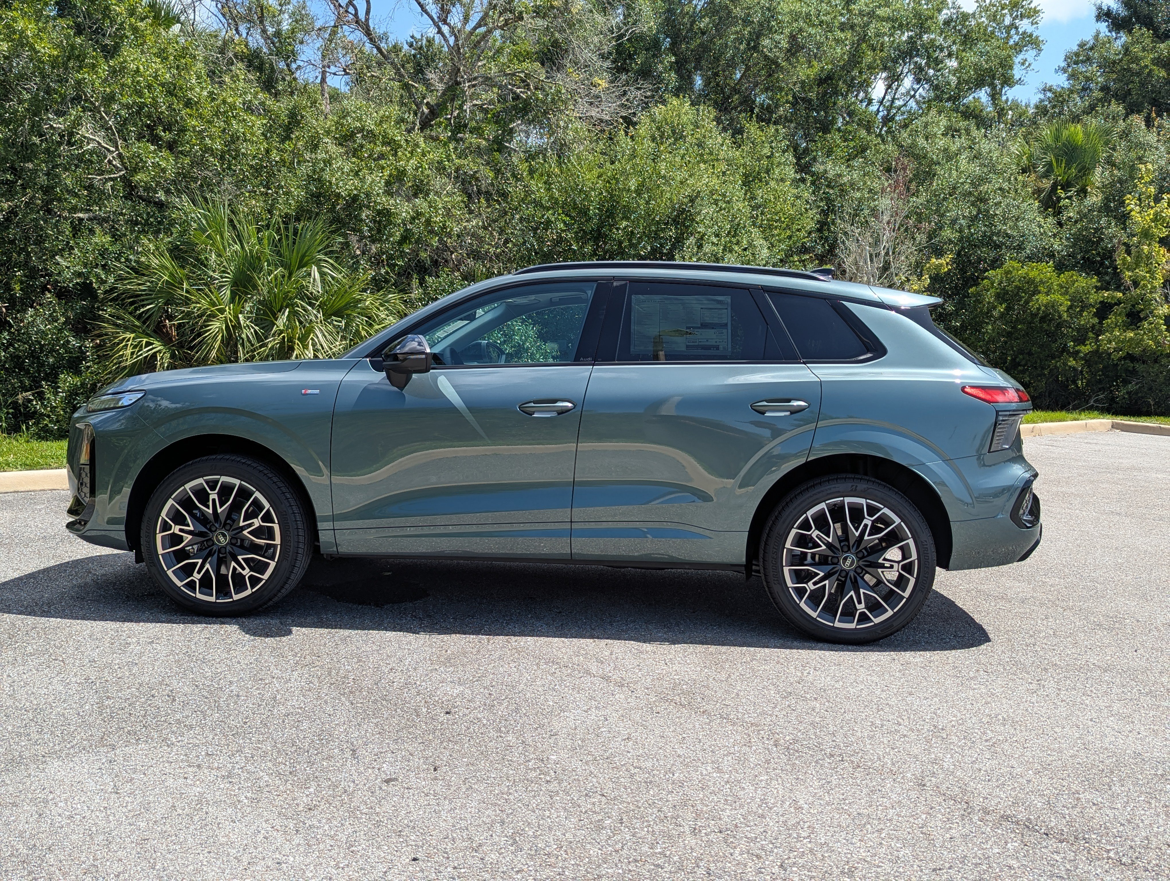 New 2026 Audi Q3 quattro 2.0T AWD/4WD image 4